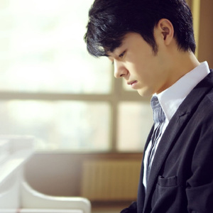 猛男自慰che谢精
